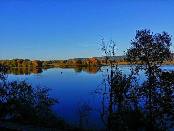 River shot Small